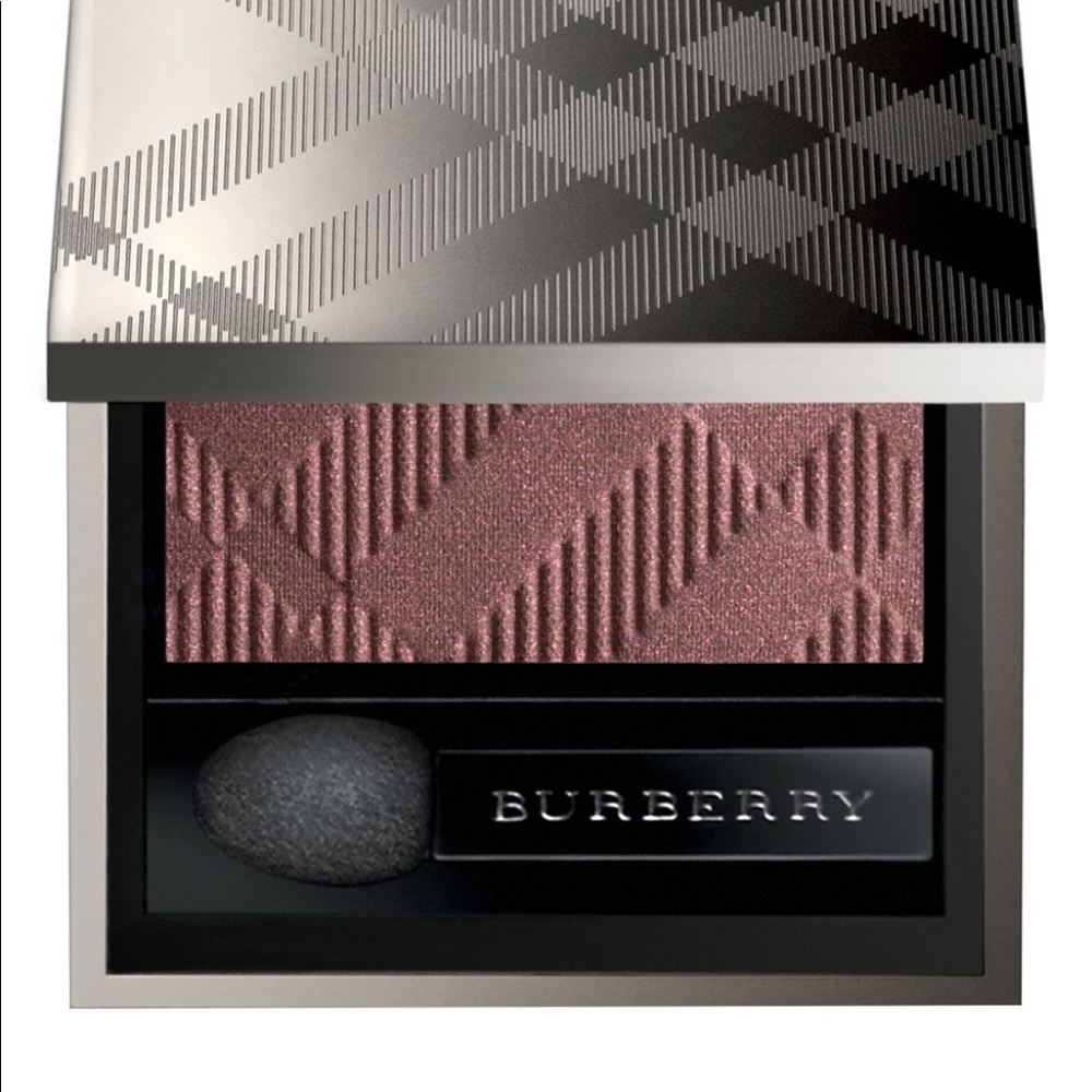 Burberry eye shadow.